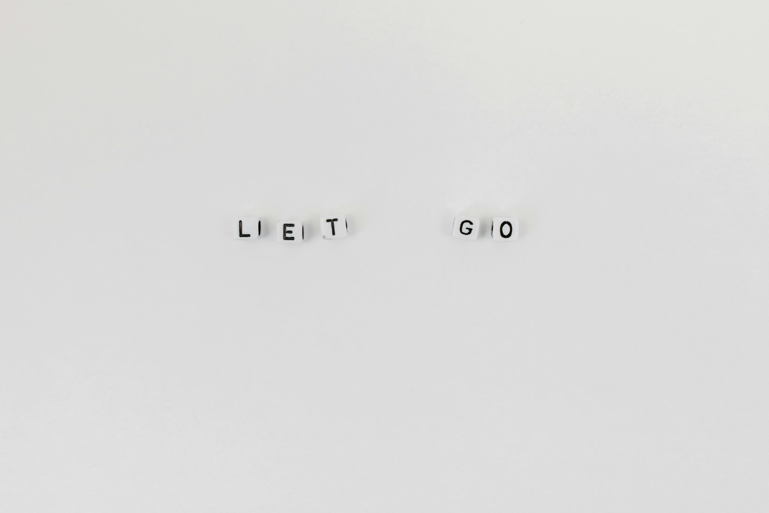 Pratiquer le lâcher prise en amour sans abandon émotionnel